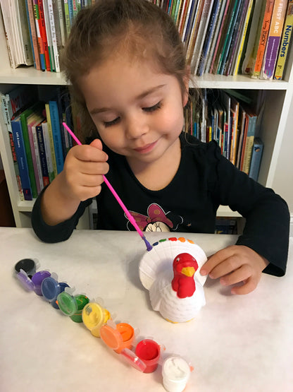 Painting a turkey craft